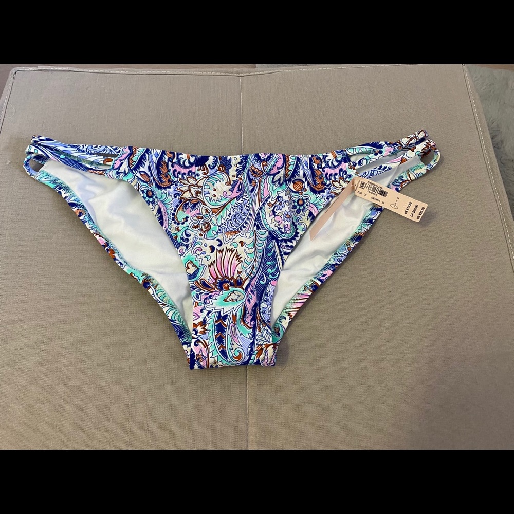 Baiting suit bottoms